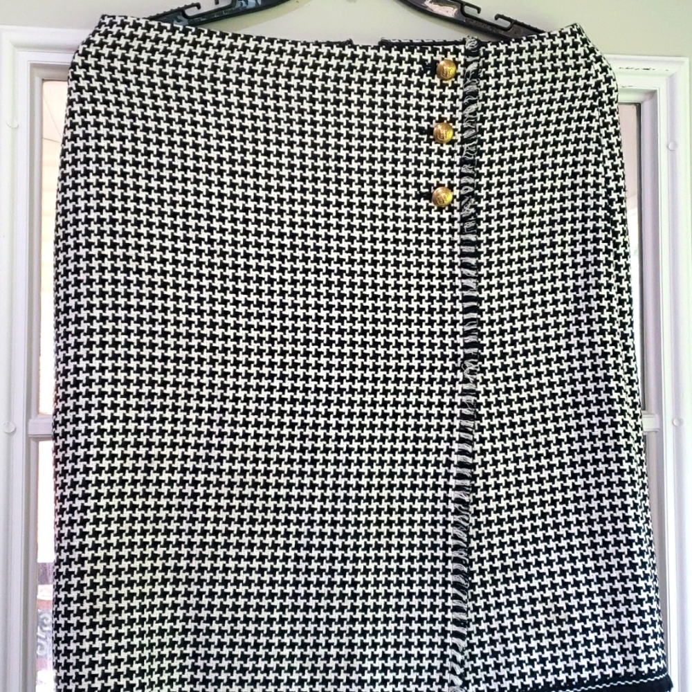 Talbots faux wrap houndstooth skirt